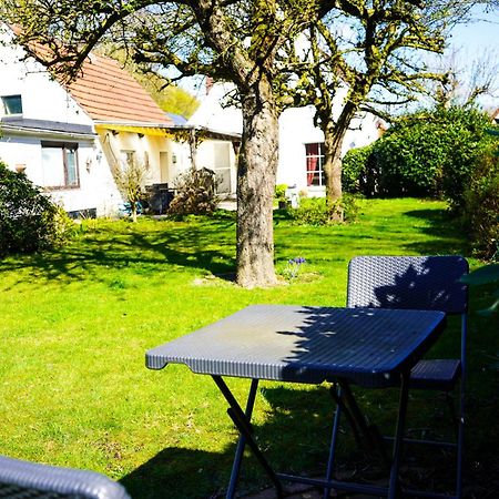 Gemuetliches Haus Mit Grossem Traumhaften Garten Бремен Экстерьер фото